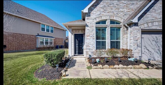 Building Photo - 20126 Stonebridge Terrace Dr