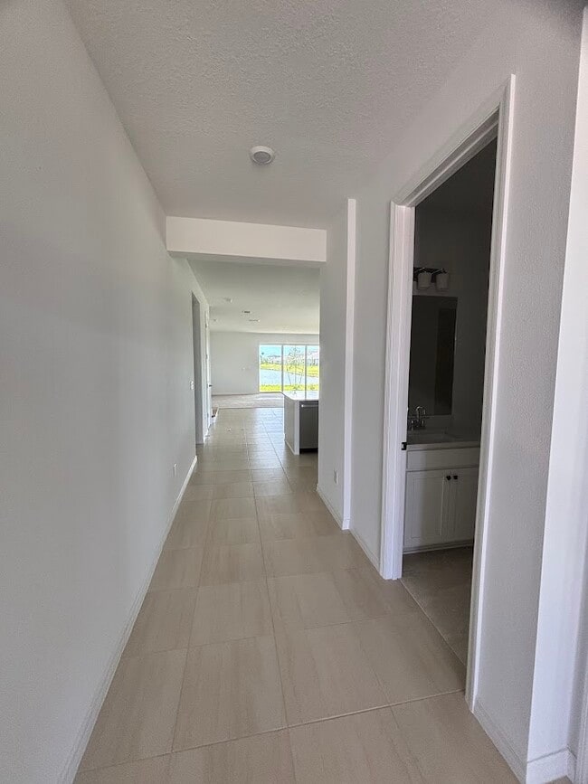 Photo - 9323 Lorenzo Wy House