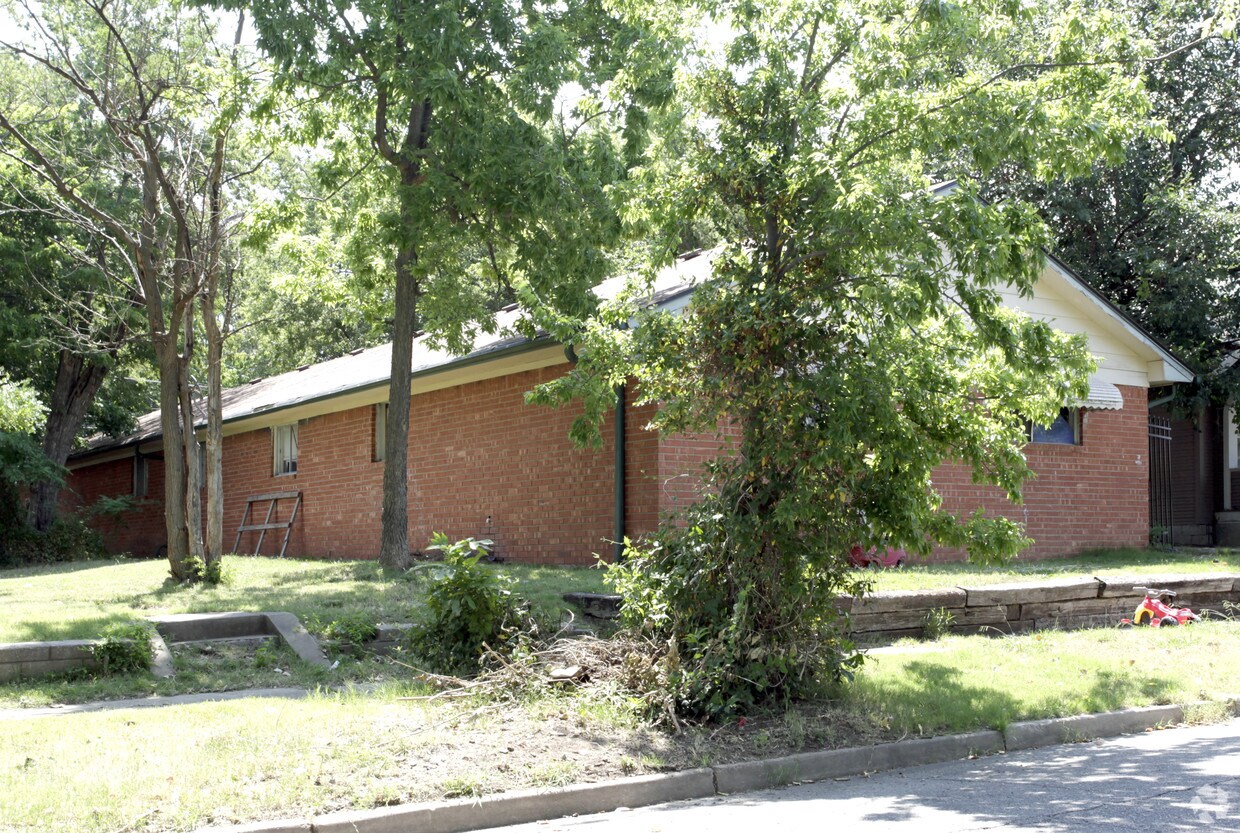 Foto del edificio - 1011 S Rockford Ave