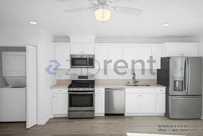 Foto del edificio - 11536 Otsego St