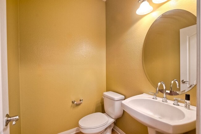 Foto del edificio - 10566 Hollingsworth Way