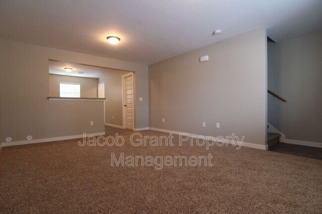Building Photo - 109 Lincoln Dr