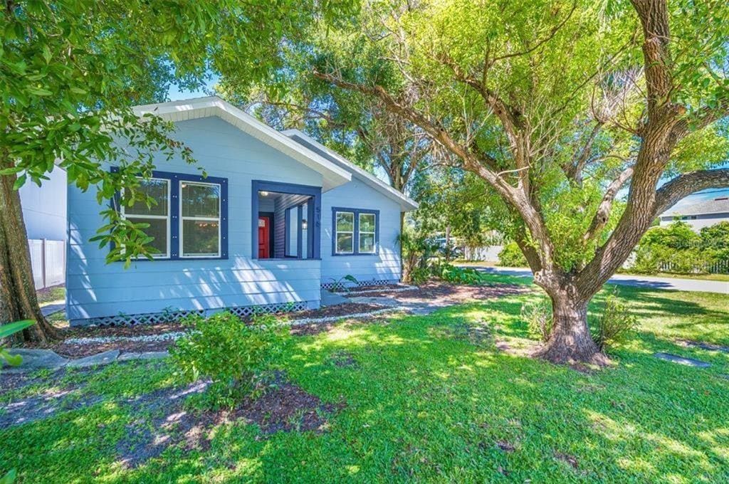 Foto principal - 516 N Bradford Ave