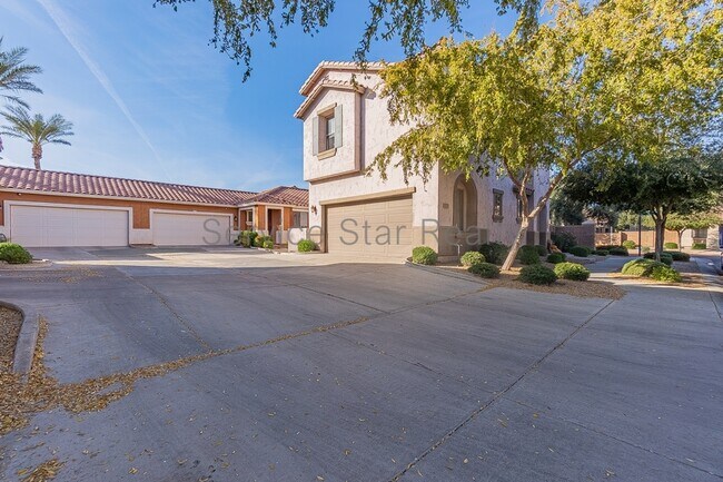 Foto del edificio - 6330 S Blake St