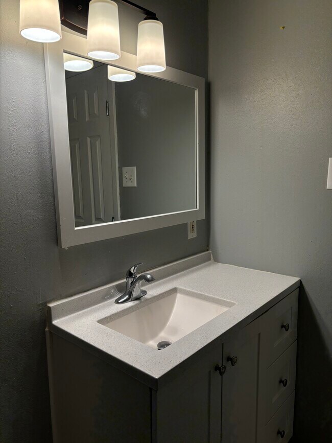 Baño - 102 Hilltop Dr