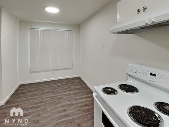 Building Photo - 240 Athol Ave