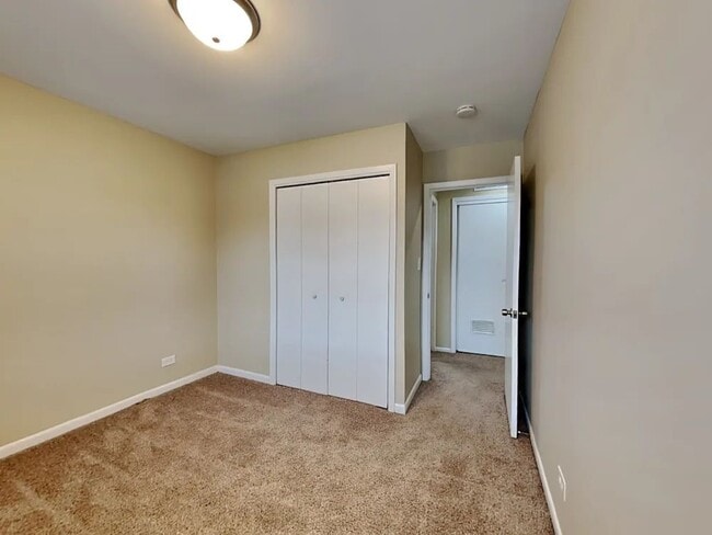 Building Photo - 533 Germaine Ln