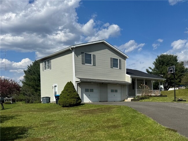 Building Photo - 112 Central Dr