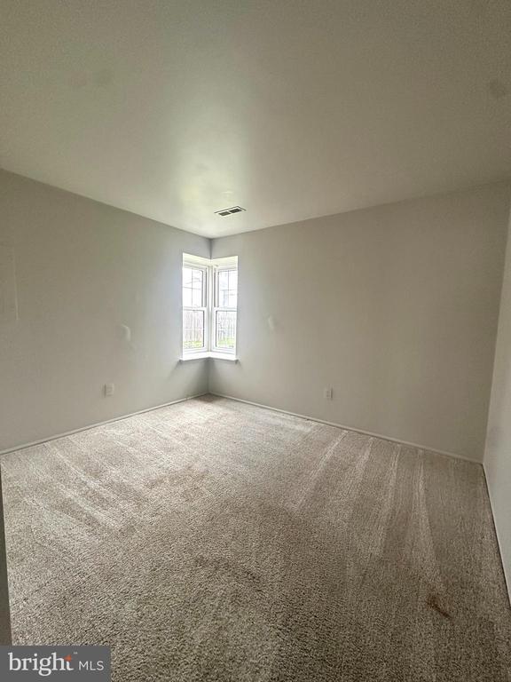 Foto del edificio - 109 Franklin Dr