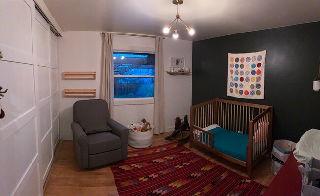 Building Photo - 5023 NE Sumner St