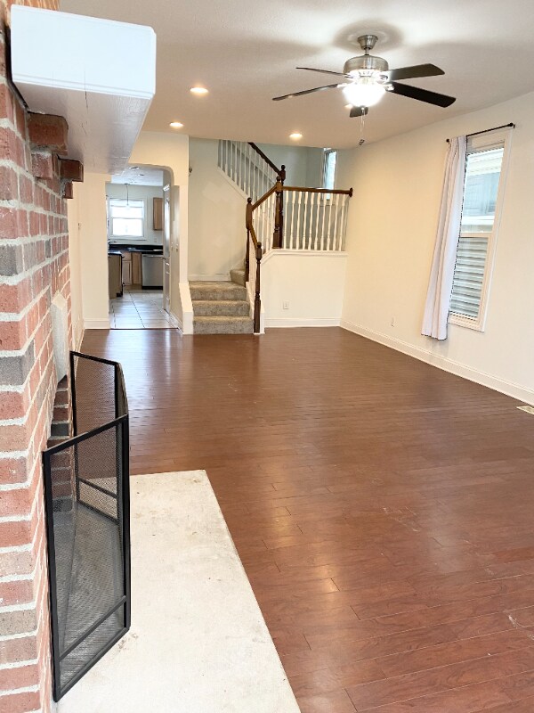 Foto del edificio - 412 E Deshler Ave