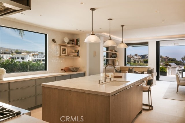 Foto del edificio - 212 Hazel Dr