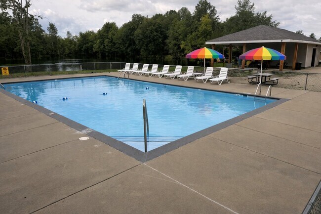 Foto del edificio - 4566 Sportsman Lake Rd