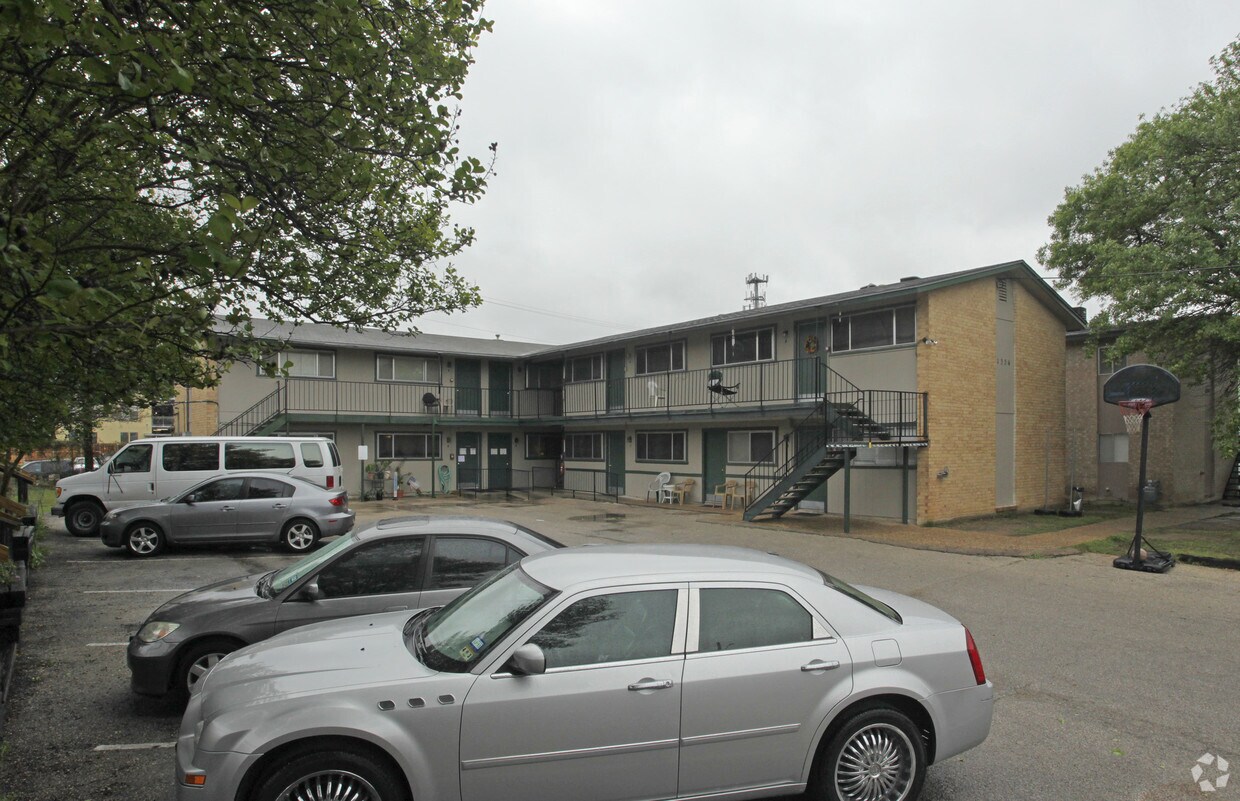 Foto del edificio - 1336 Lamar Square Dr