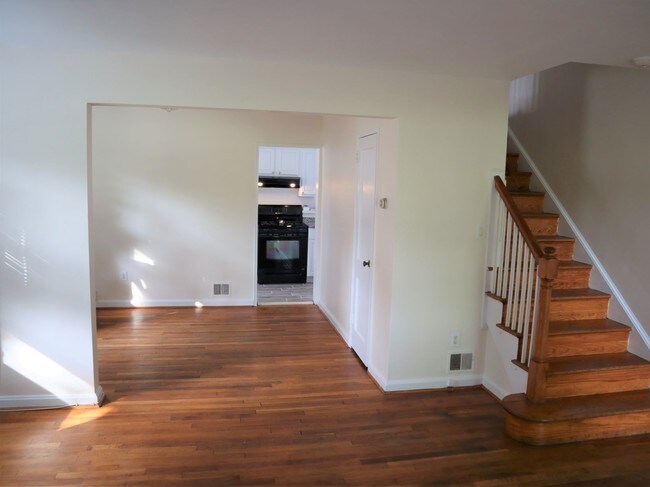 Foto del edificio - 4921 South Dakota Ave NE