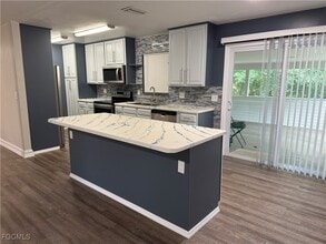 Building Photo - 9949 Councilor Ln