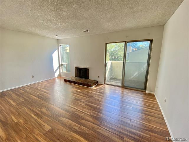 Foto del edificio - 7373 W Florida Ave