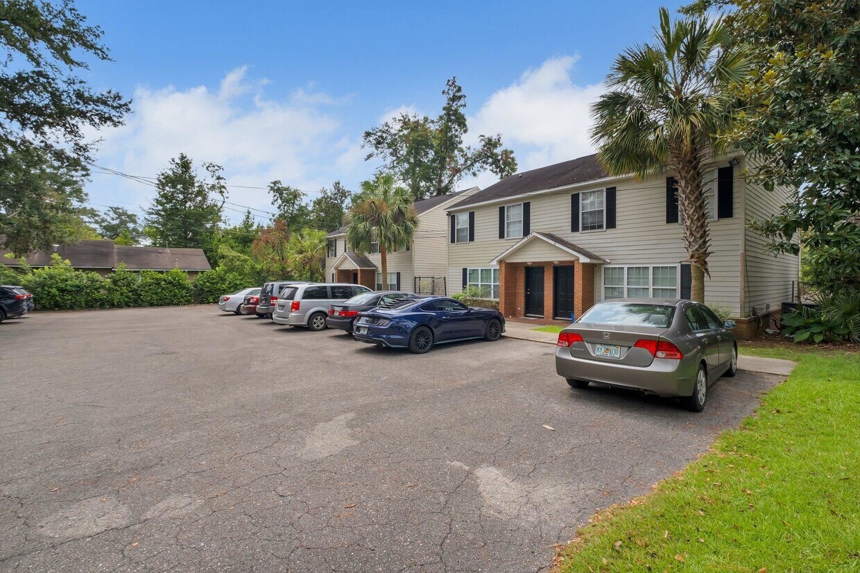 Foto principal - 847 W Georgia St