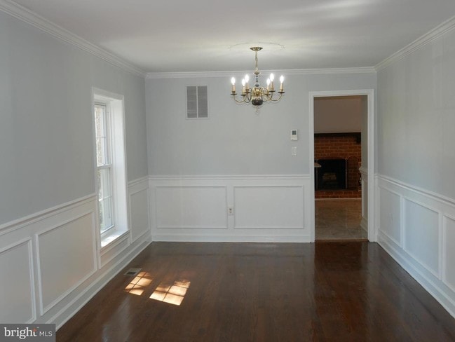 Building Photo - 3045 Federal Hill Dr