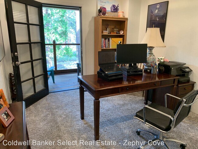 Building Photo - 4 br, 3 bath House - 116-B Snowbird Court