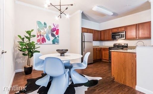 Foto del edificio - 513 E Slaughter Ln