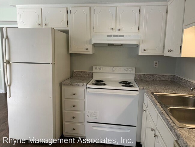 Building Photo - 2 br, 1.5 bath House - 2400 New Hope Churc...
