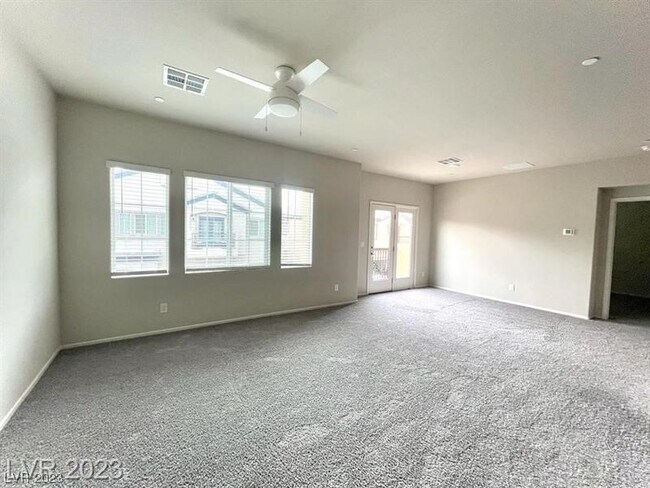 Building Photo - 4660 Blaise Ave