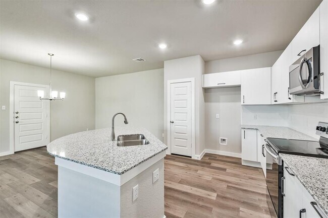 Building Photo - 25552 Starling Ln