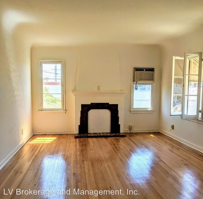 Building Photo - 2 br, 1 bath House - 3420 Orange Ave.