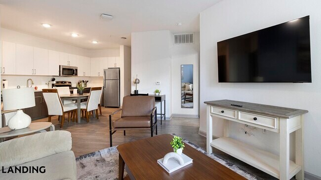 Foto del edificio - 1001 S Center St