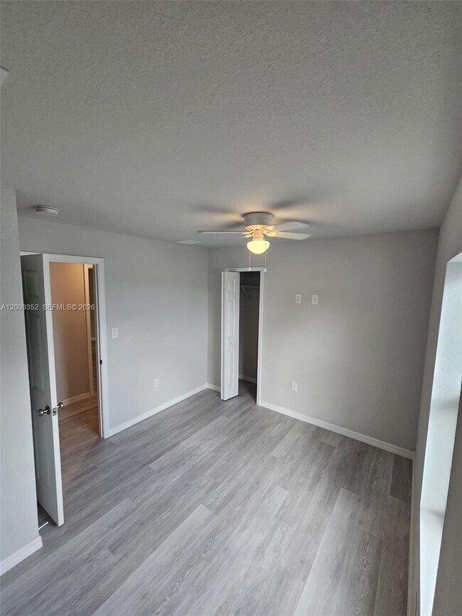 Building Photo - 600 Zara Goza Ct