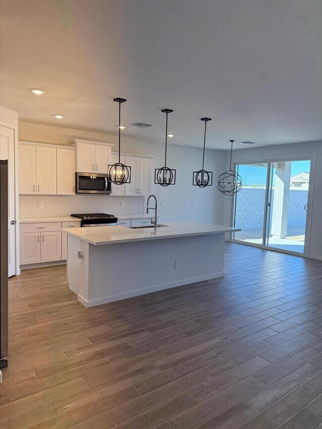 Foto del edificio - 17816 W Coolidge St