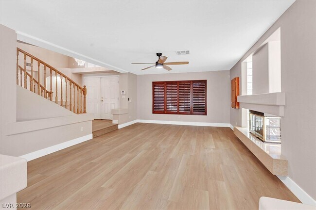 Foto del edificio - 2704 Timber Crossing Ct