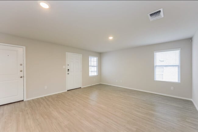 Building Photo - 7302 Adaja Riv