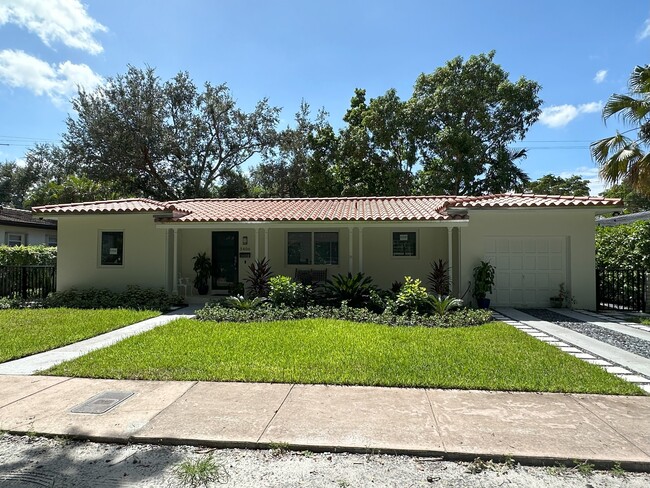 5406 S Le Jeune Rd, Coral Gables, FL 33146 - House Rental in Coral ...