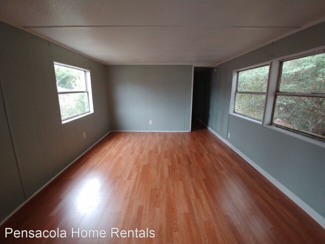 Building Photo - 2 br, 1 bath House - 2315 San Marcos Camino