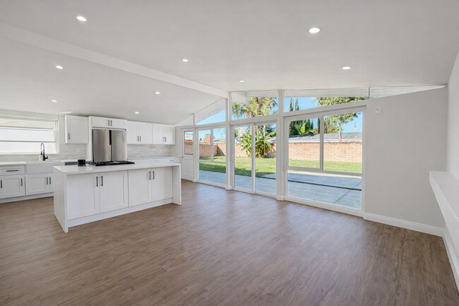 Foto del edificio - 10171 Aldgate Avenue