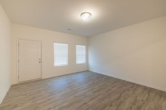 Photo - 2BD/2.5BTH Lowell Townhome