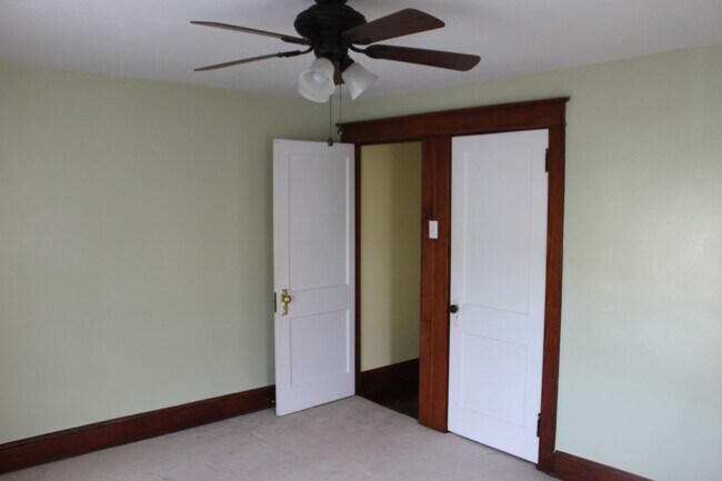 Building Photo - Semi Detached