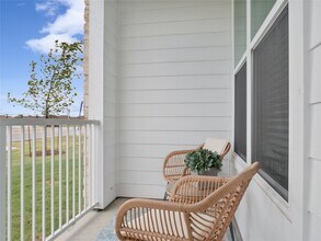 Building Photo - 23100 Clay Rd