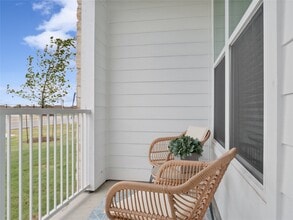 Building Photo - 23100 Clay Rd