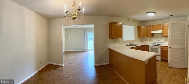 Foto del edificio - 4510 Kay Ct