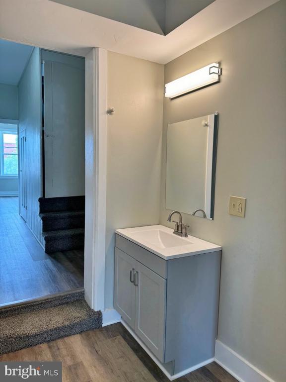 Building Photo - 107 S Queen St