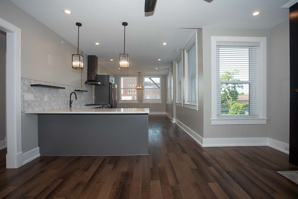 Foto principal - 1529 W Market St