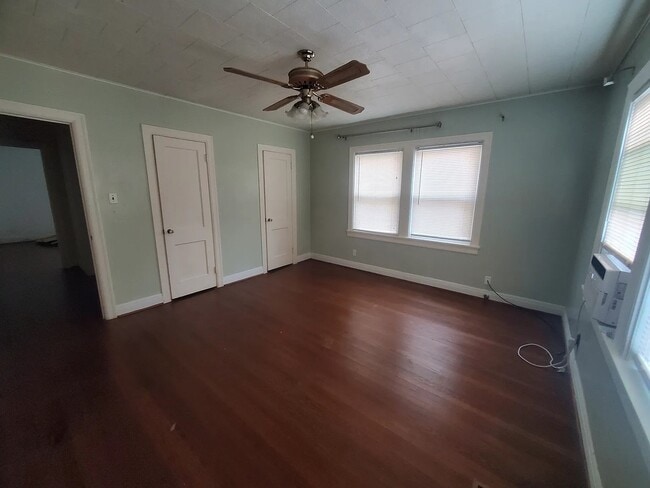 Building Photo - 4309 Ave N Ursuline St