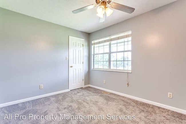Foto del edificio - 3 br, 2 bath House - 806 Carter Street