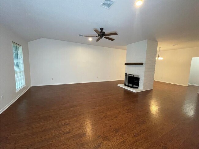 Building Photo - 17106 Bayou Bluff Ct