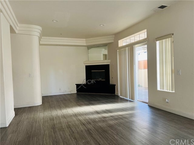 Building Photo - 412 S 3rd Ave