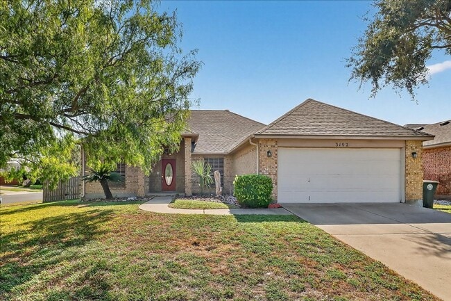 Building Photo - 3102 Sonoma Dr