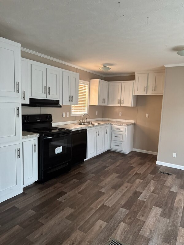 Foto del edificio - 2130 Rand Morgan Rd